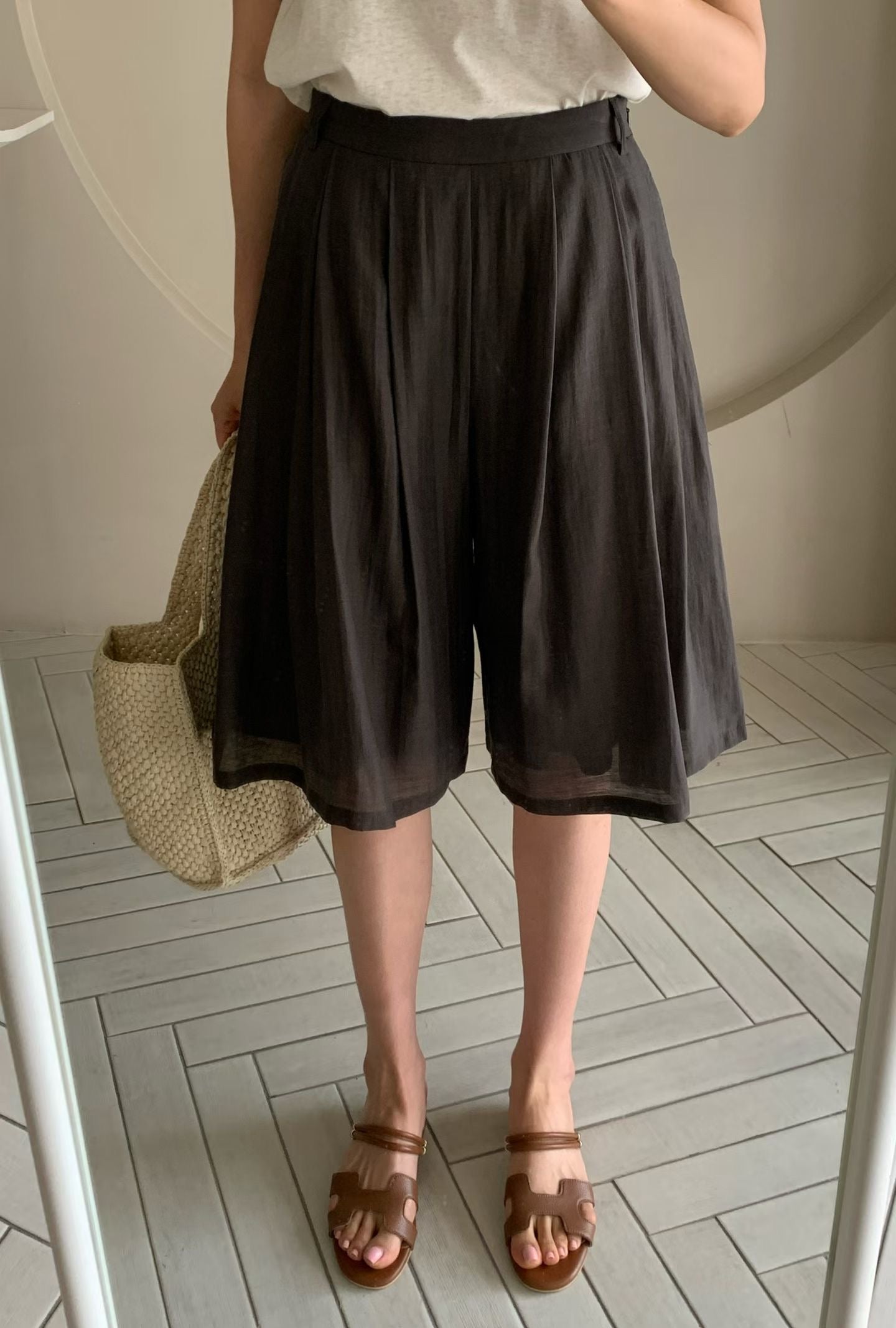 Pleated Airy Culottes