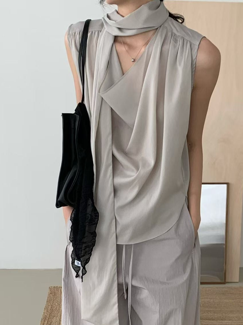Muffler Sleeveless Blouse