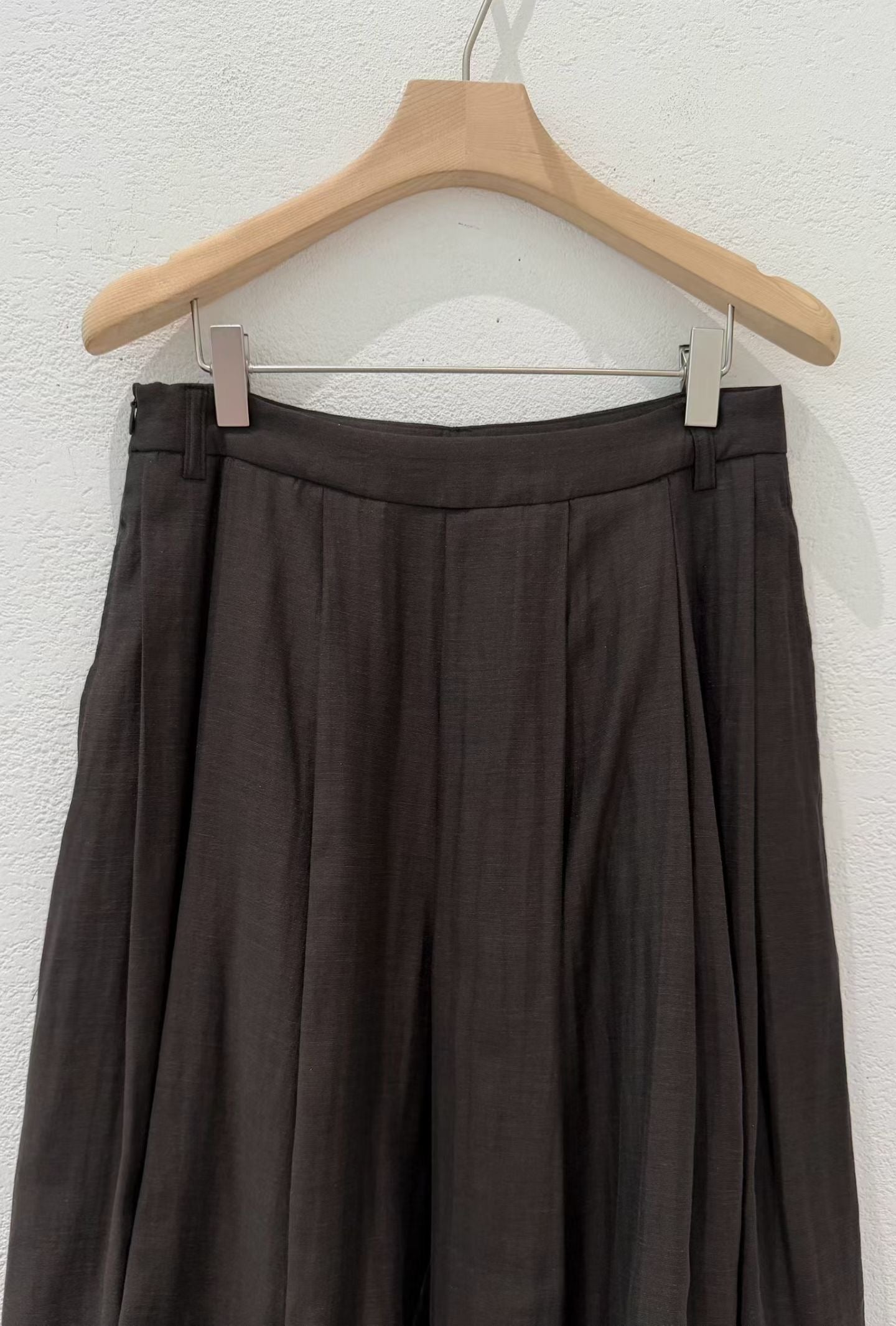 Pleated Airy Culottes